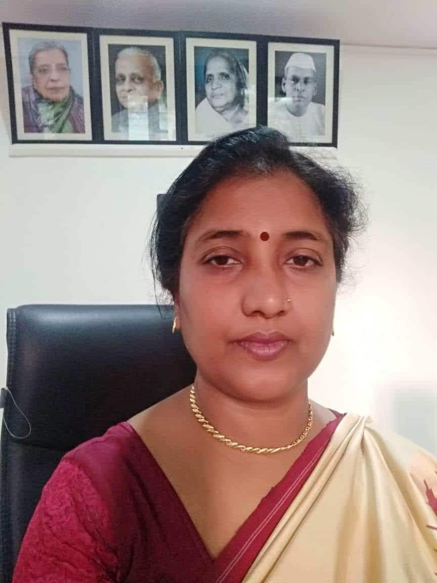 Dr. Sarita Garg (Principal) Principal